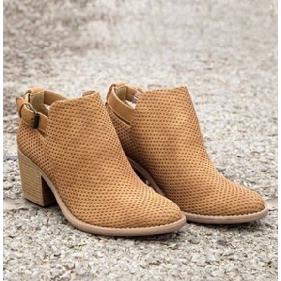 qupid shoes booties